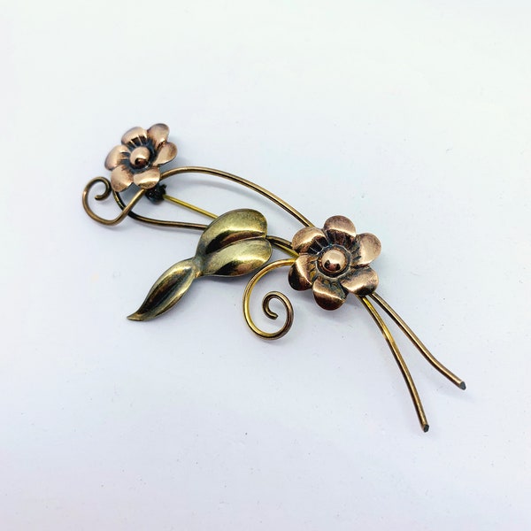 Vintage Retro Gold Filled Floral Pin