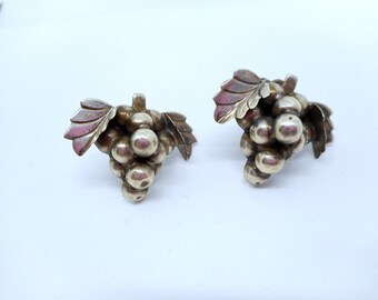 Mexican Sterling Grapes Screw Earrings Vintage
