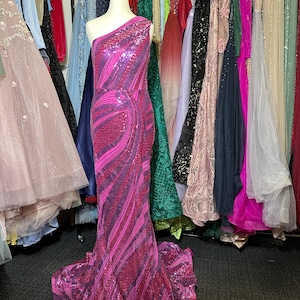 Stunning One-Shoulder Pink Sequin Gown – Handcrafted Glamour for Prom, Evening, or Formal Events