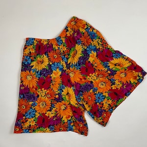 Vintage 90&#39;s Anne Klein II Silk Sunflower Colorful High Rise Shorts M