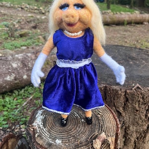 Miss piggy figurine - Etsy 日本