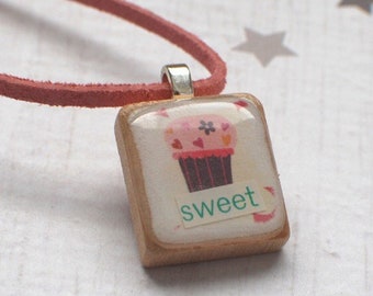 Cupcake Scrabble Necklace, Handmade, Tiny Collage, sweet, Scrabble Tile Pendant, Upcycled Game Piece, Distressed-Look, Cupcake Charm, Pink