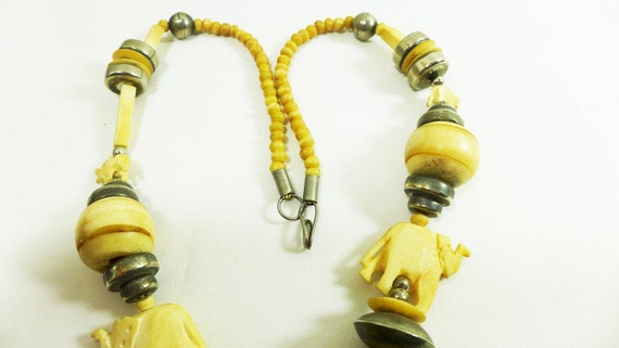 Hand Carved Bone Necklace White Jade Elephants In… - image 3