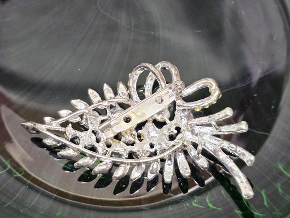 Statement Rhinestone Brooch Leaf Very Sparkly! Mi… - image 4
