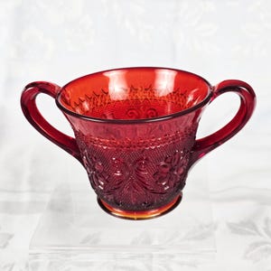 Tiara Amberina Sugar Bowl Ruby Red Sandwich