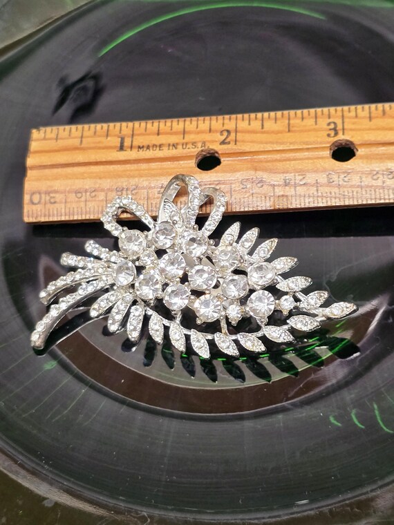 Statement Rhinestone Brooch Leaf Very Sparkly! Mi… - image 5