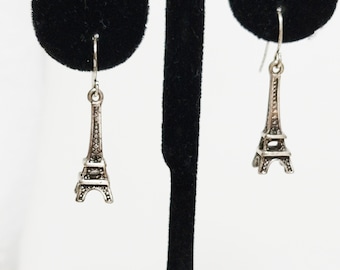 Eiffel Tower Paris France Earrings Dangle Silver Metal So Chic