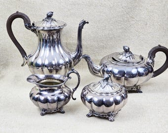 Vintage Oneida Silver Plate Coffee Pot: Heirloom Melon Rosewood