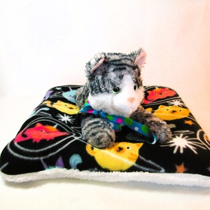 Washable Bed for Cats Soft Sherpa and Fleece Beds for Kitties Fast Free Shipping US Gifts for Cat Lovers Reversible Pet Bed image 2