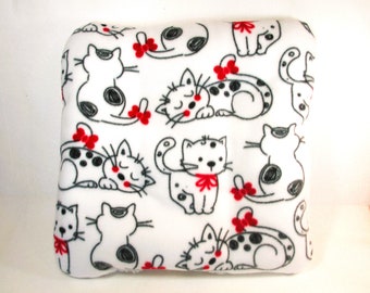 Cat Bed Soft Sherpa and Fleece Beds for Kitties Fast Free Shipping US Gifts for Cat Lovers Washable Reversible Pet Bed