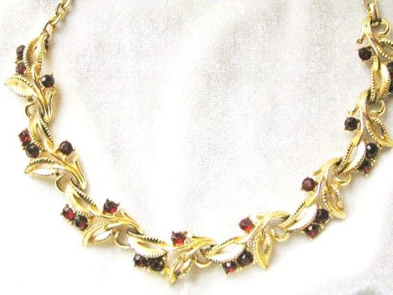 Deep Ruby and Scrolling Leaf Necklace Festive Vin… - image 2