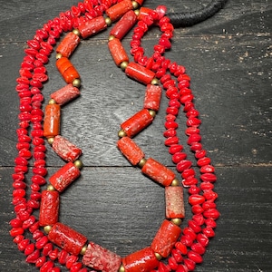 Bold Tribal Red Glass & Faux Coral Beaded Necklace – Multi-Strand African-Inspired Ethnic Statement Jewelry