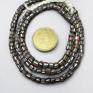 Java-glaskralen: Indonesische gestreepte tussenkralen voor sieraden