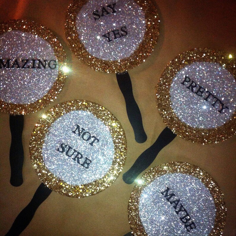 Wedding dress shopping paddles so you can say yes to the Etsy