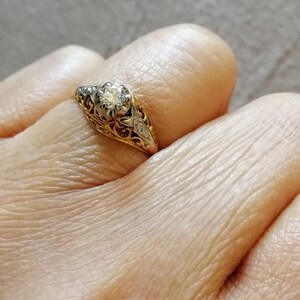 Vintage inspired Diamond 18k yellow white gold ring, preloved, US 5 3/4 image 5