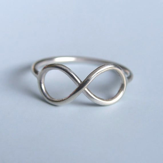 Simple Infinity Band Ring – Monica Jewelers