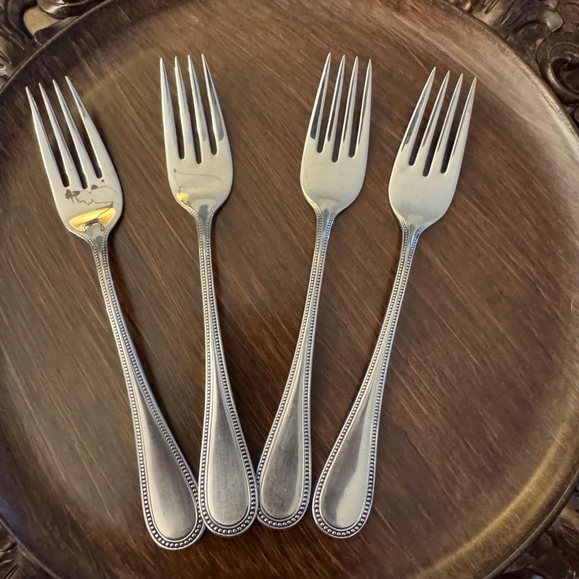 Towle sterling シルバーフォーク 3本爪 装飾ハンドル Towle sterling シルバーフォーク 3本爪 装飾ハンドル Old Colonial by