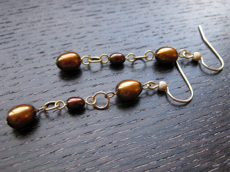 Chocolate pearl and gold earrings image 3