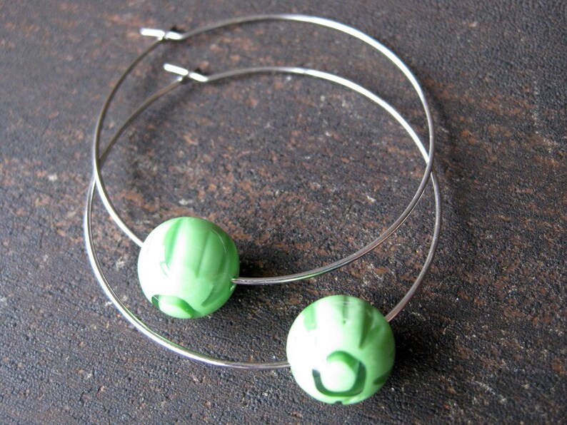 Green glass bead hoop earrings image 3