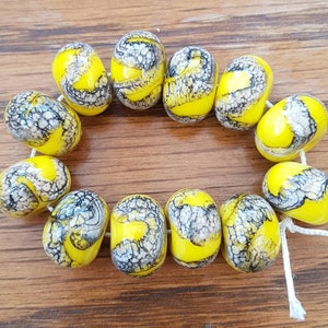 Bright Yellow Scribble Pattern Lampwork Beads