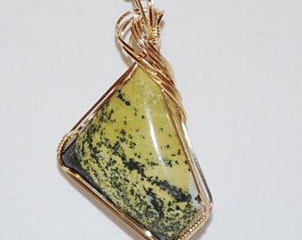 Serpentine * pendant, triangular, lime green and black, 14k Gold Filled wire, P247