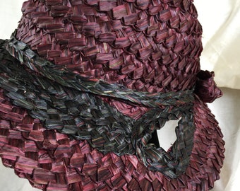 Exquisite Christine A Moore Handmade Two Tone Straw Cloche  display picture 1