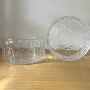 arabia finland / nuutajarvi 7.5" flora glass bowls, oiva toikka design