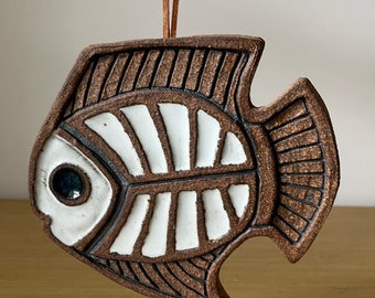 victoria littlejohn fish wall hanging, ceramic pottery trivet