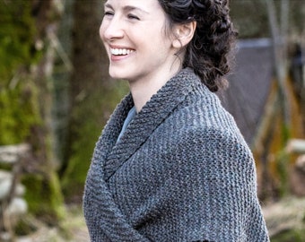 Claire's Work Shawl, Outlander Season 6, Triangle Shawl, 100%, Made to Order
