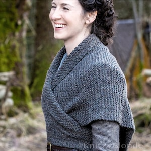 Claire's Work Shawl, Outlander Season 6, Triangle Shawl, 100%, Made to Order image 1