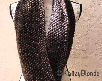 Outlander Infinity Scarf Cowl Seed Stitch Luxe Merino Wool Chunky Yarn - 4 Colors