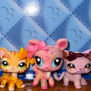 Littlest Pet Shop 8 pcs Handmade Bow Accessories - adorable mini bows, LPS accessory clothing