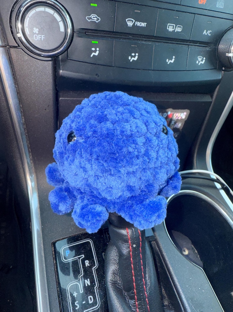 Octopus Gear Shift Cover: Plush Girl Car Decor Shifter - car accessories - crochet amigurumi - gift Royal Blue