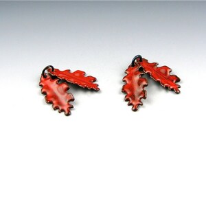 Enameled Extra Small Oak Leaf / Orient Red enamel / Made to order image 2