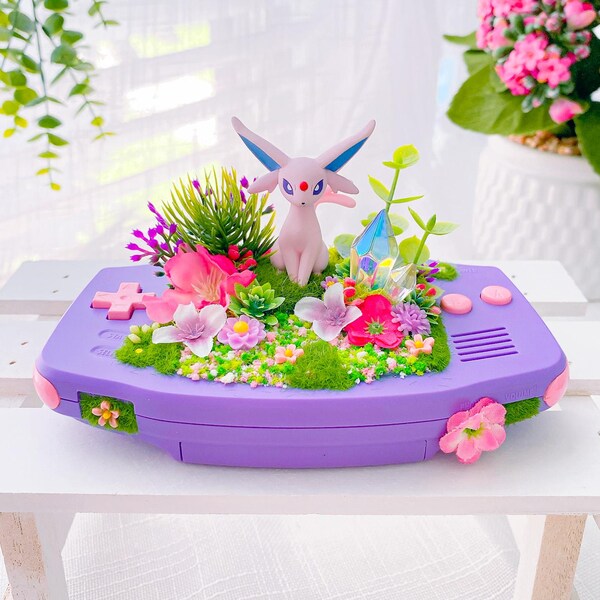 GameBoy Terrarium - Espeon