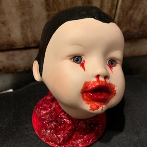 Severed head bust - creepy weird scary horror ooak halloween sculpted oddity curiosity