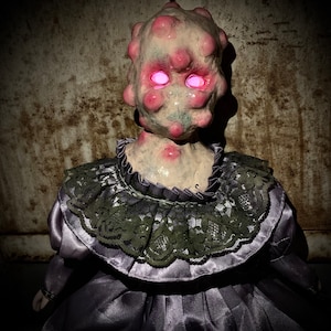 creepy haunted doll -  weird scary horror ooak halloween sculpted oddity curiosity