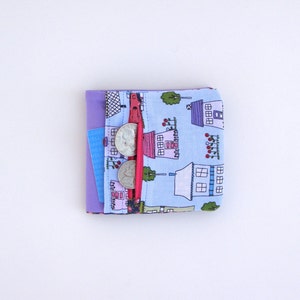 Carteira infantil - design de casas de bairro - presentes menores de 25 anos para crianças - seção de moedas com zíper - carteira
