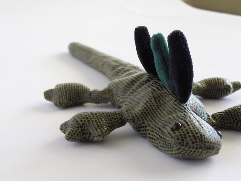 Lizard with three soft velour spikes reptile toy for girls | Etsy