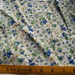 Fat quarter--Hearts, butterflies, & leaves.