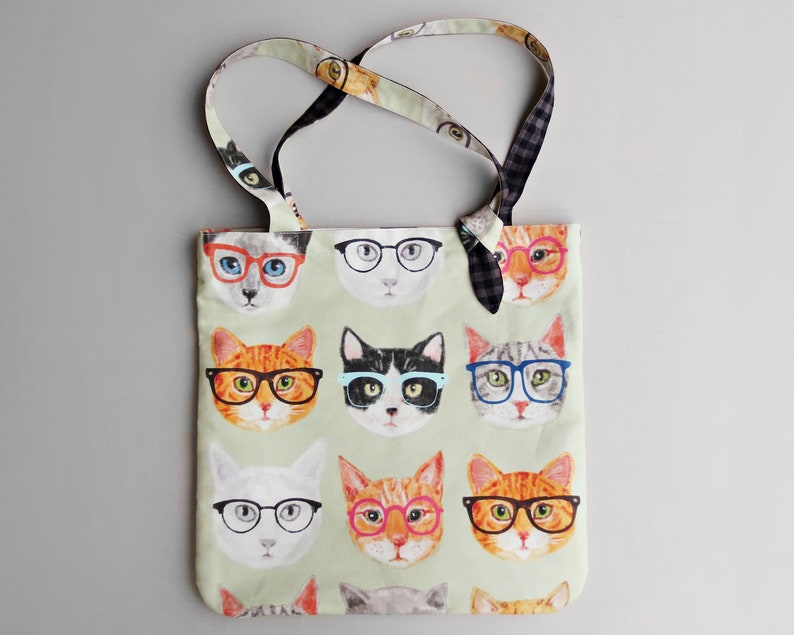Knotted Handle Canvas Tote Cats with Glasses image 1
