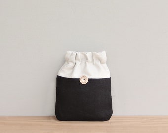 CLEARANCE - Tiny Convertible Pouch in Linen Fabric with Flex-Frame Closure,