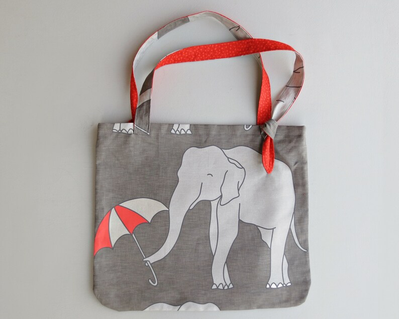 Knotted Handle Canvas Tote Umbrella Elephant image 1