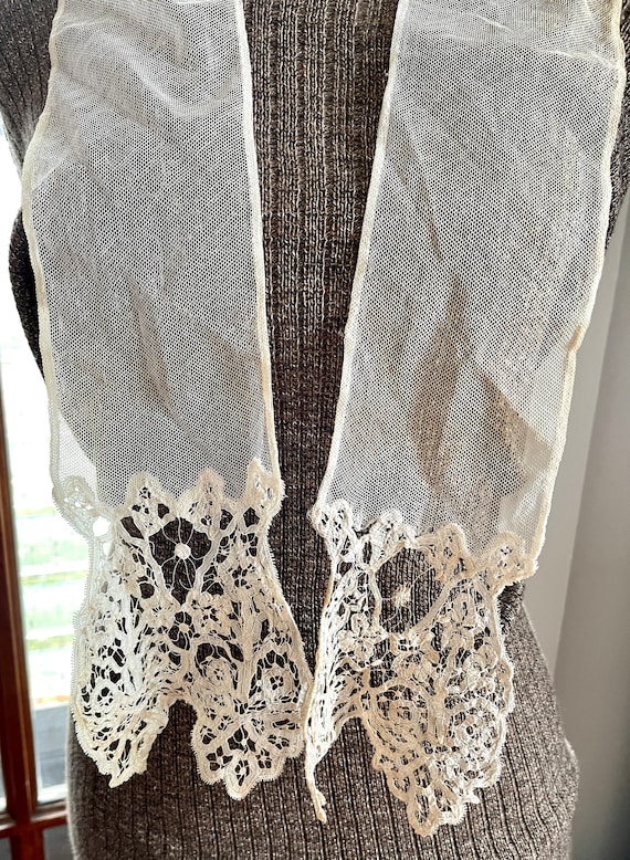 Antique Women's Tape  lace Collar scarf lappet as… - image 1