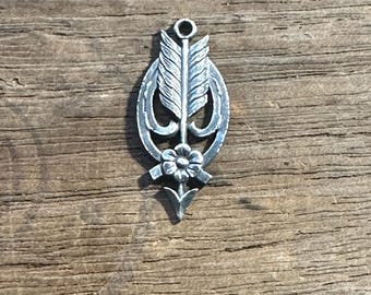 Vintage French SILVER PLATED Brass Stamping/Antique Style/Pendant/Earring Drop/Arrow/Flower/Art Nouveau/French Findings