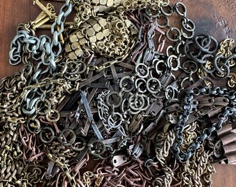 DESTASH Lot of Mixed Antique and Vintage Chains, Fragments, Links, Clasps Lot 2 - 190grams