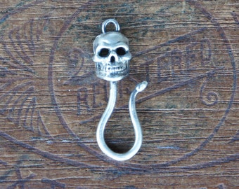 Handmade Antique Skull Memento Mori Hook Connector Clasp