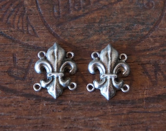 PAIR Antique French Silver Fleur de Lys Bracelet Connectors