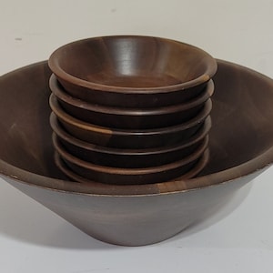 Vintage Wooden Salad Bowl Set