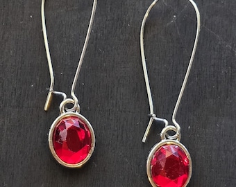 Red Crystal Rhinestone Dangle Earrings – Sparkling Statement Jewelry